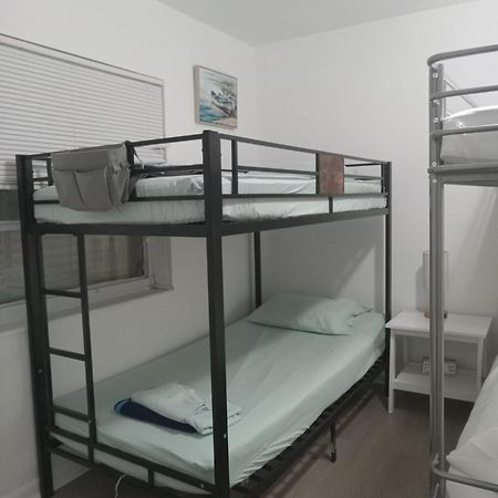 Hostel Beds & Sheets Fll Airport Dania Beach Εξωτερικό φωτογραφία